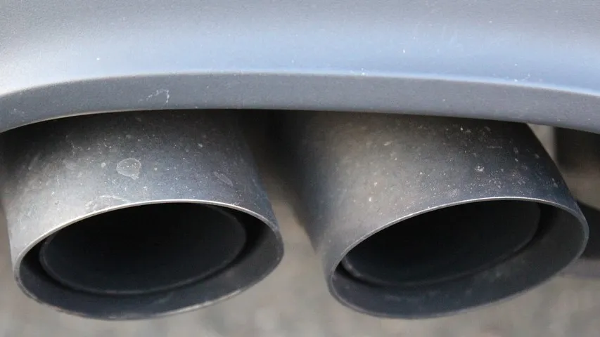 Rubrik_Verkehr_Autoabgase_c._pixabay